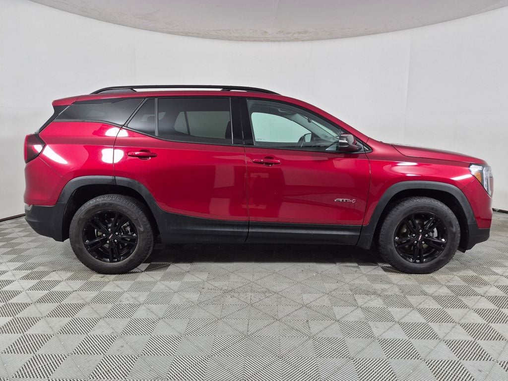 2023 GMC Terrain AT4
