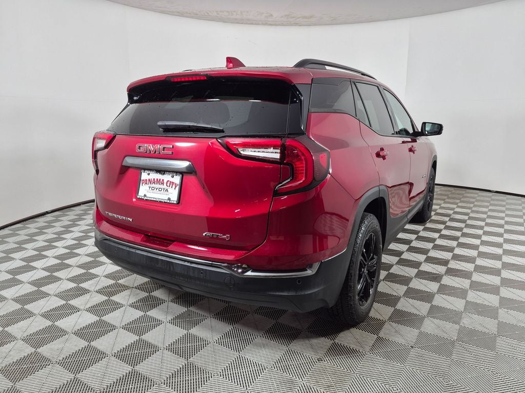 2023 GMC Terrain AT4