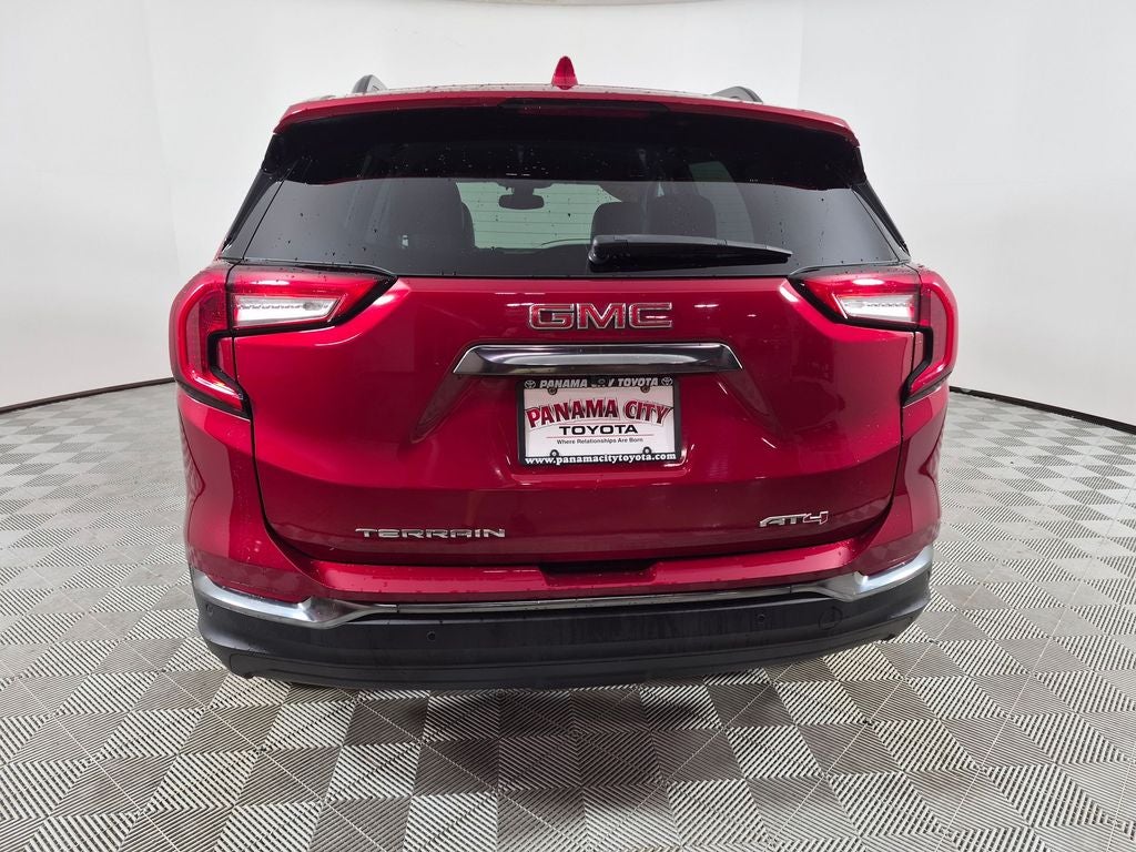 2023 GMC Terrain AT4