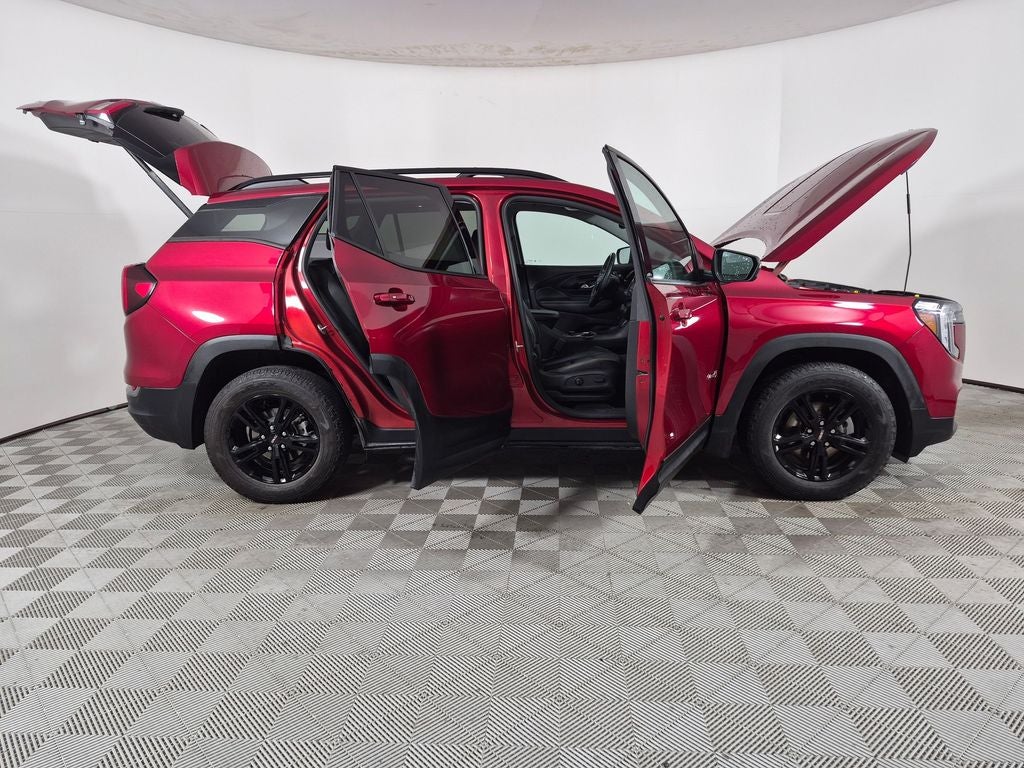 2023 GMC Terrain AT4