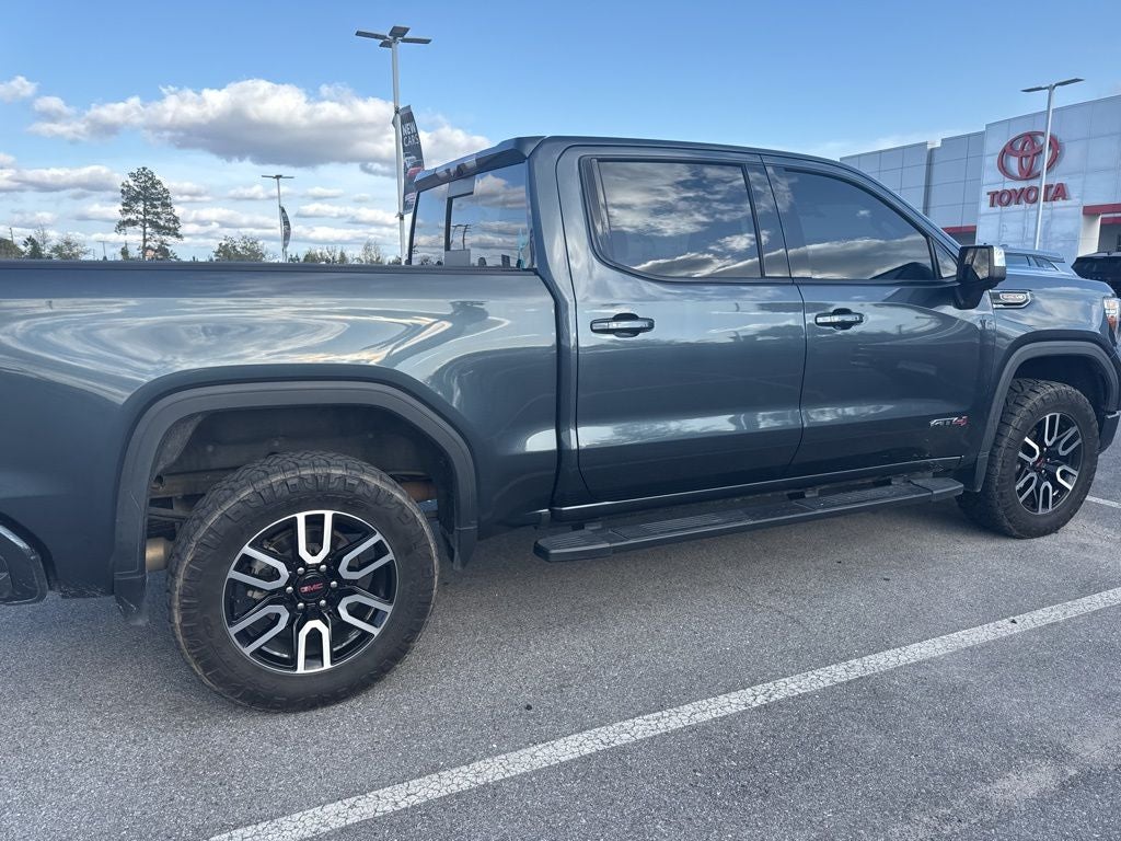 2020 GMC Sierra AT4