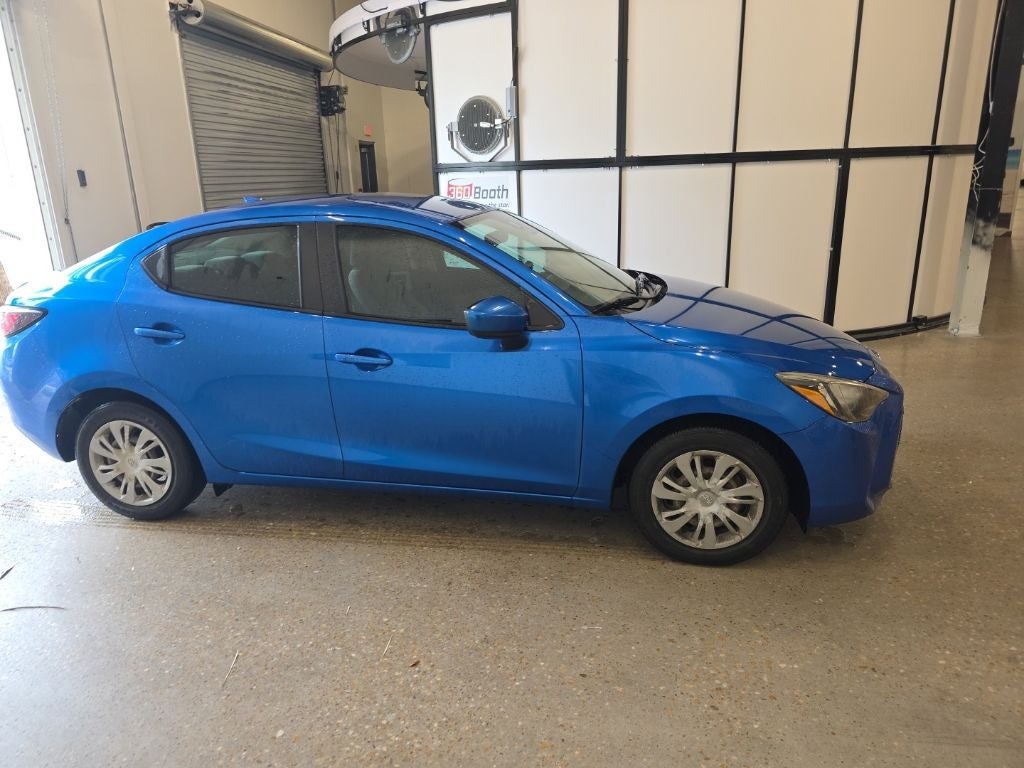 2019 Toyota Yaris L