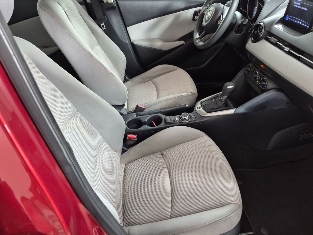 2019 Toyota Yaris L