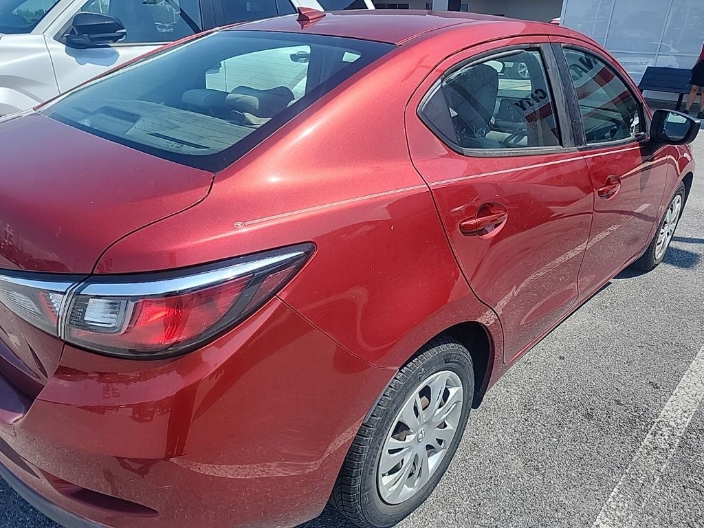 2019 Toyota Yaris L