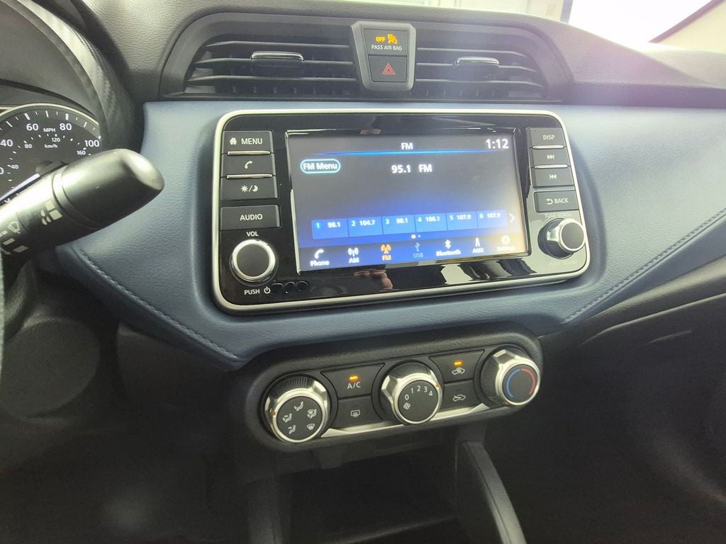 2025 Nissan Versa 1.6 SV