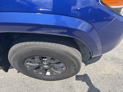 2022 Toyota Tacoma SR5 V6