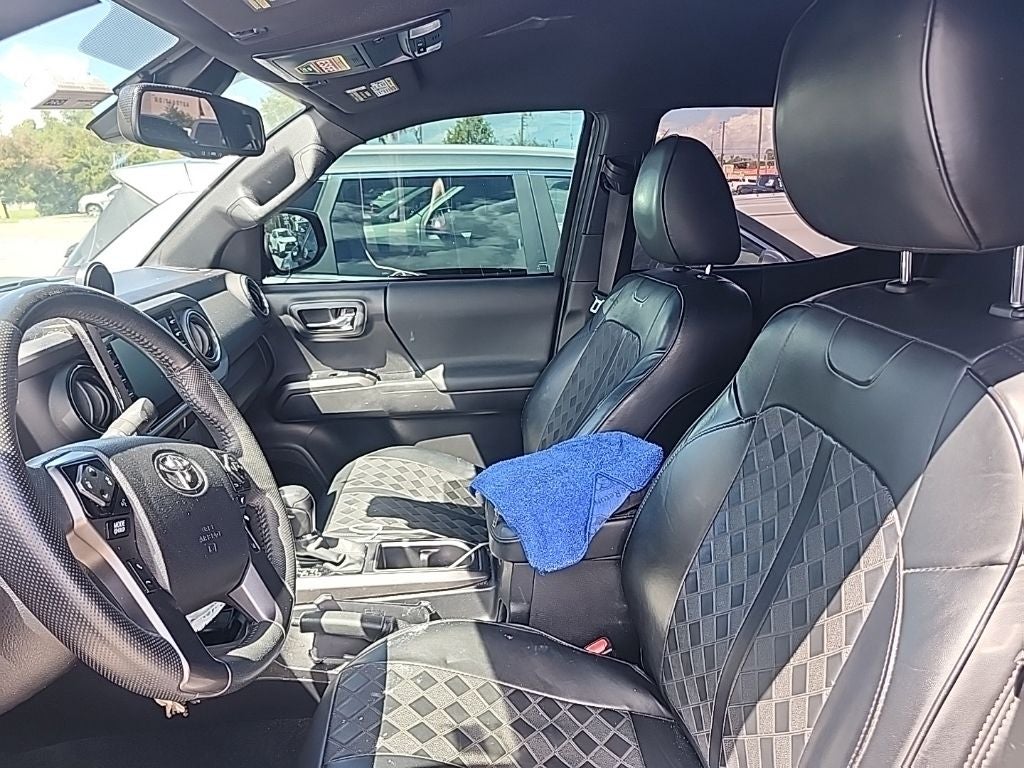 2022 Toyota Tacoma TRD Sport V6