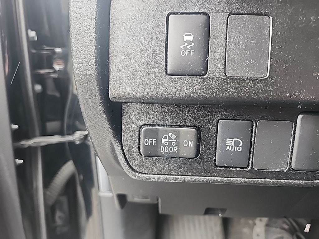 2022 Toyota TACOMA SR5 SR5 V6