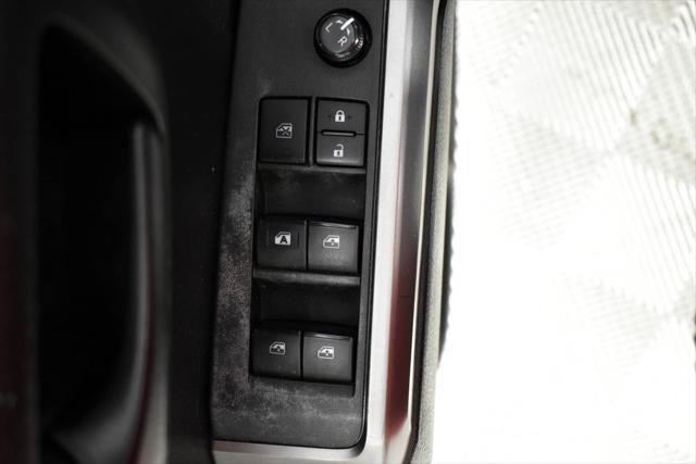 2022 Toyota TACOMA SR5 SR5 V6