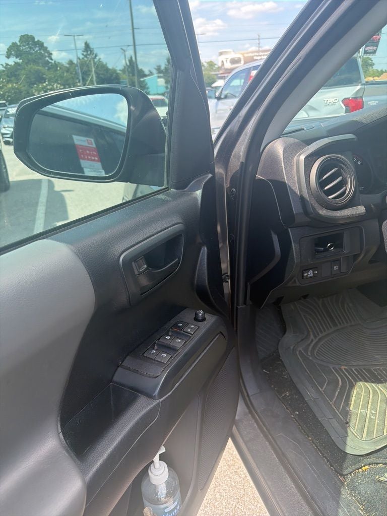 2019 Toyota Tacoma SR5 V6