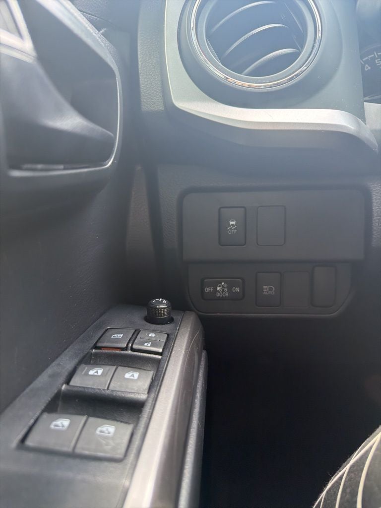 2023 Toyota TACOMA SR5 SR5 V6