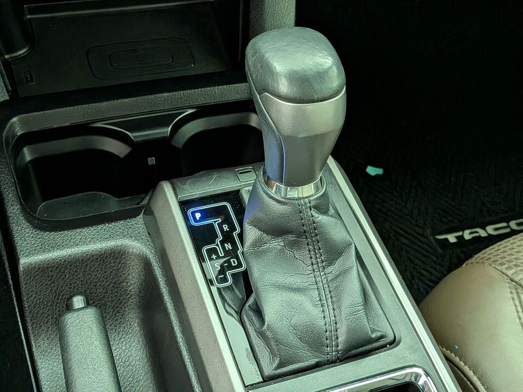2016 Toyota Tacoma Limited V6