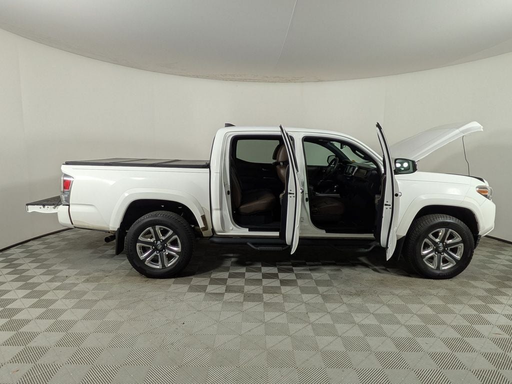 2016 Toyota Tacoma Limited V6
