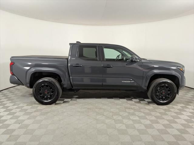2025 Toyota TACOMA SR5 SR5