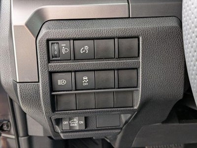 2025 Toyota TACOMA SR5 SR5