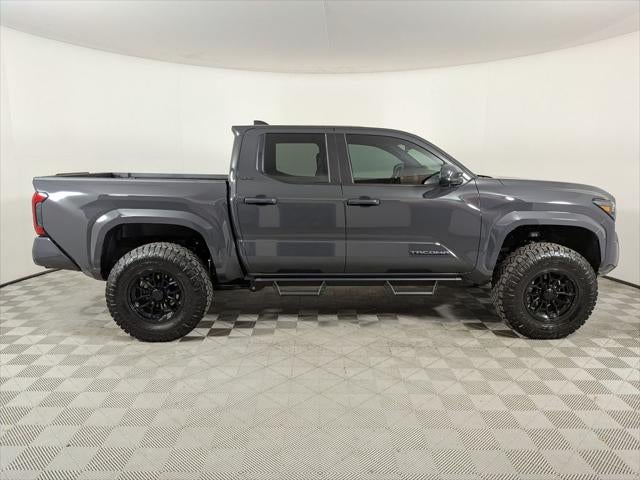 2025 Toyota TACOMA SR5 SR5