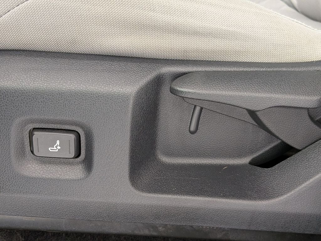 2024 Toyota TACOMA SR5 SR5