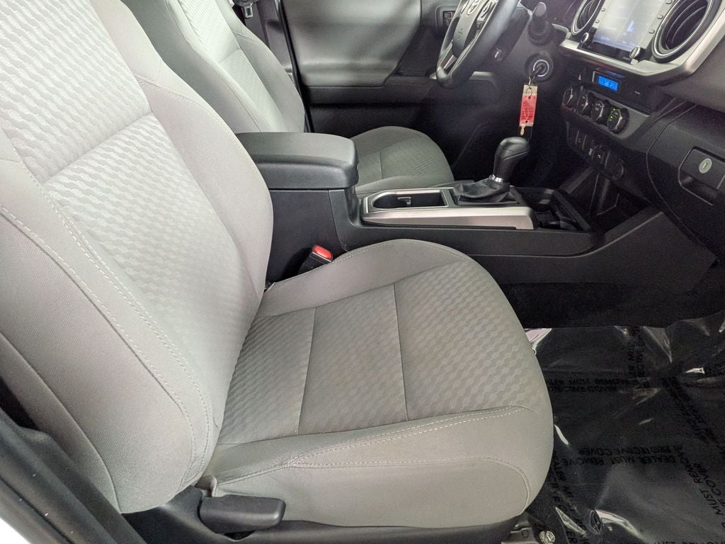 2022 Toyota TACOMA SR5 SR5 V6