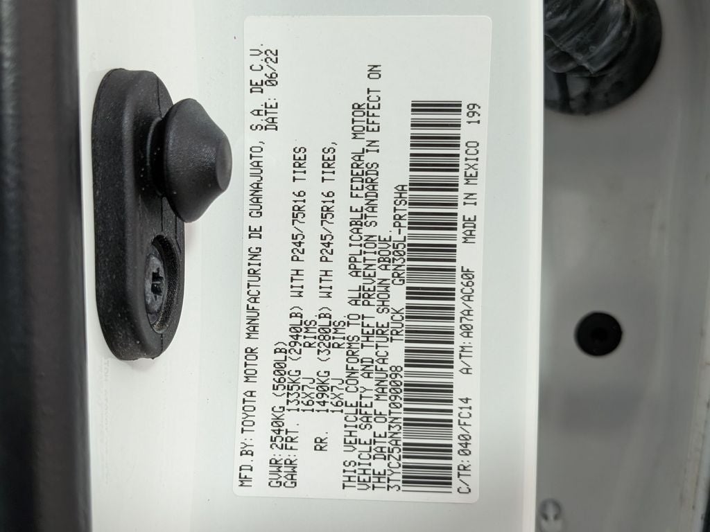 2022 Toyota TACOMA SR5 SR5 V6