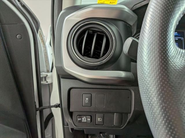 2022 Toyota TACOMA SR5 SR5 V6
