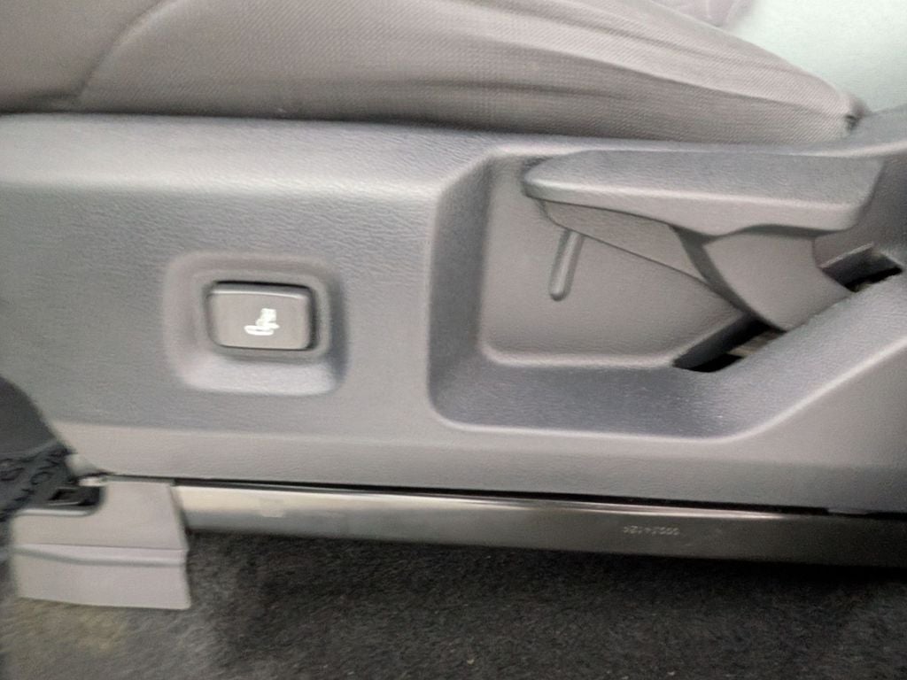 2024 Toyota TACOMA SR SR