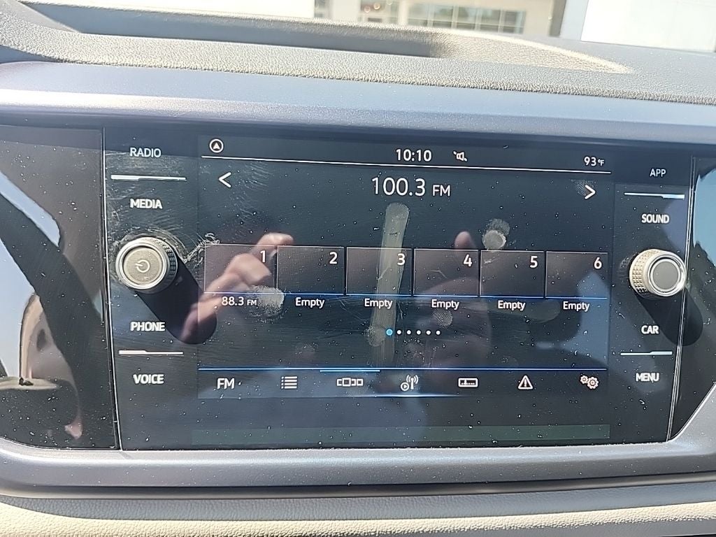 2023 Volkswagen Taos 1.5T SE