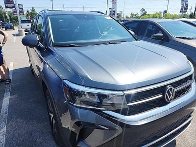 2023 Volkswagen Taos 1.5T SE