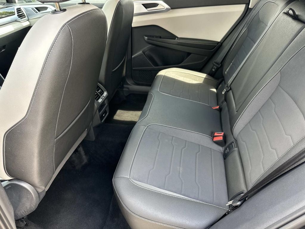 2025 Volkswagen Taos 1.5T SE
