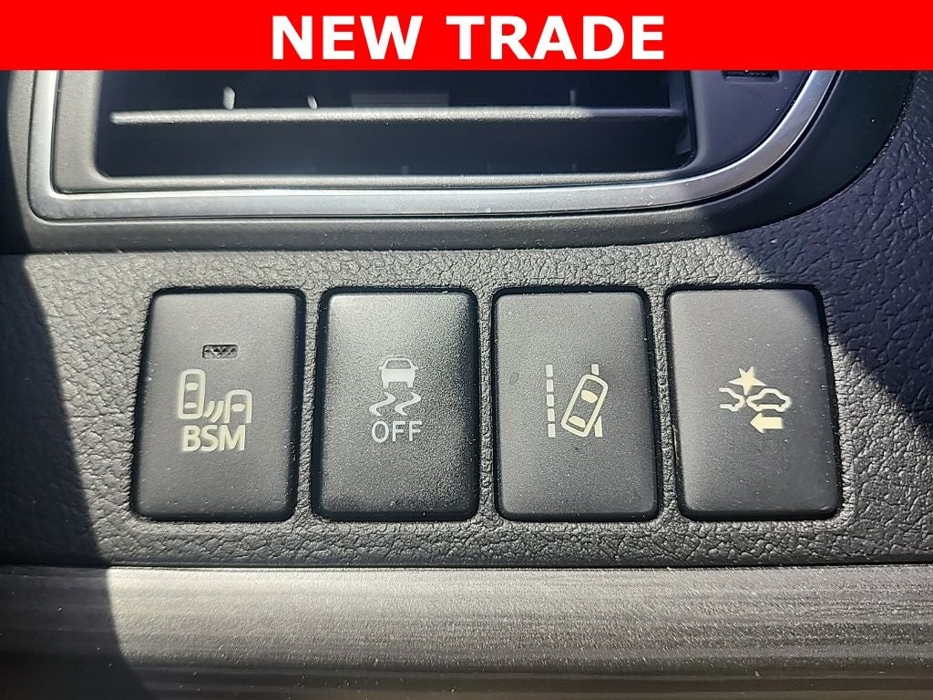 2017 Toyota Camry Hybrid XLE