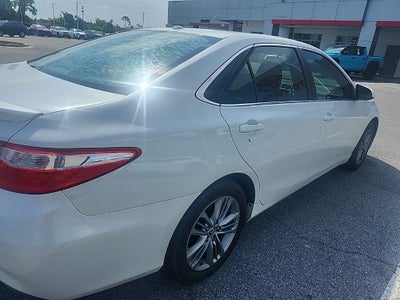 2015 Toyota CAMRY SE