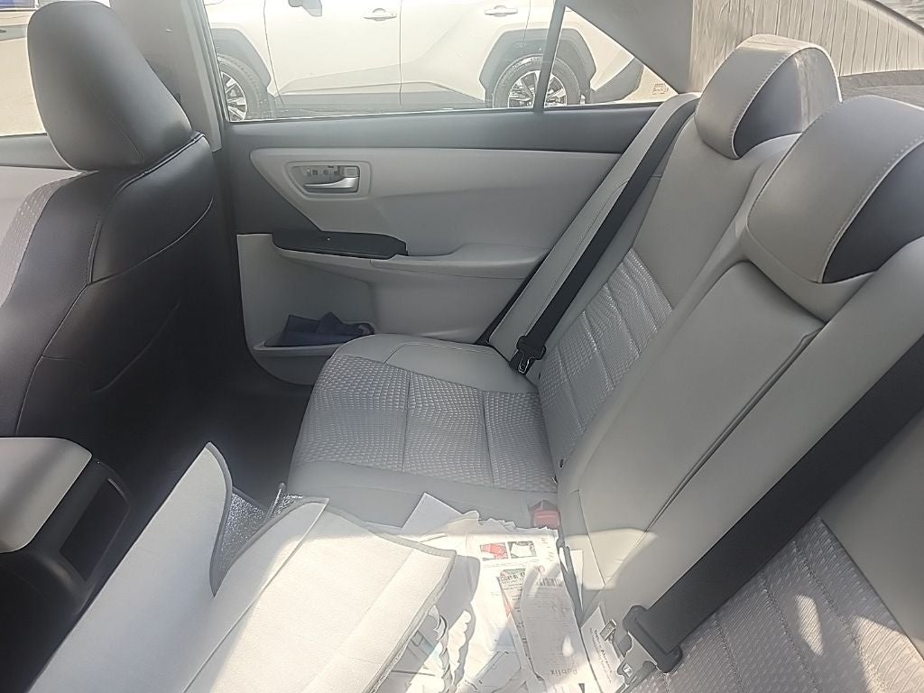 2015 Toyota CAMRY SE
