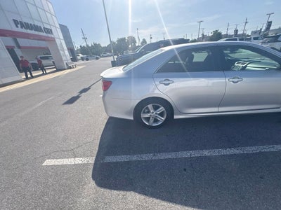 2012 Toyota CAMRY SE