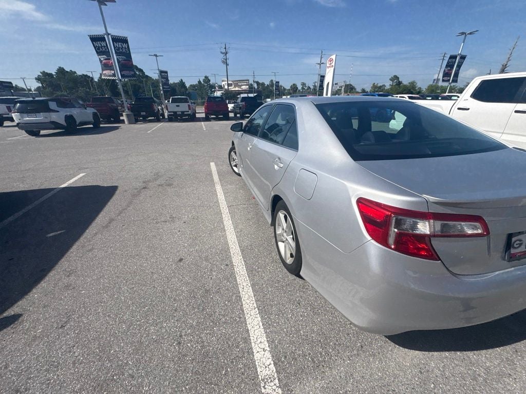 2012 Toyota CAMRY SE