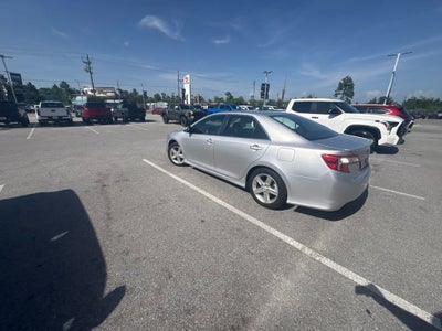 2012 Toyota CAMRY SE