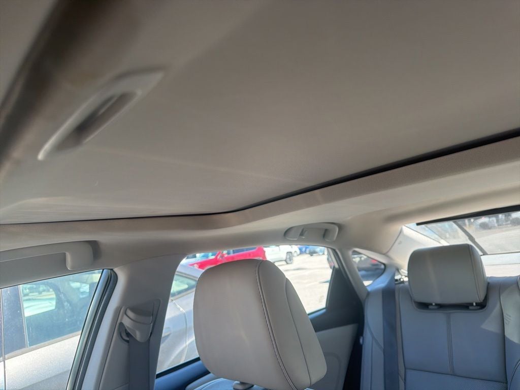 2013 Toyota AVALON Limited