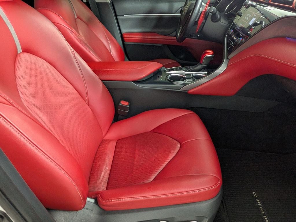2019 Toyota CAMRY XSE V6
