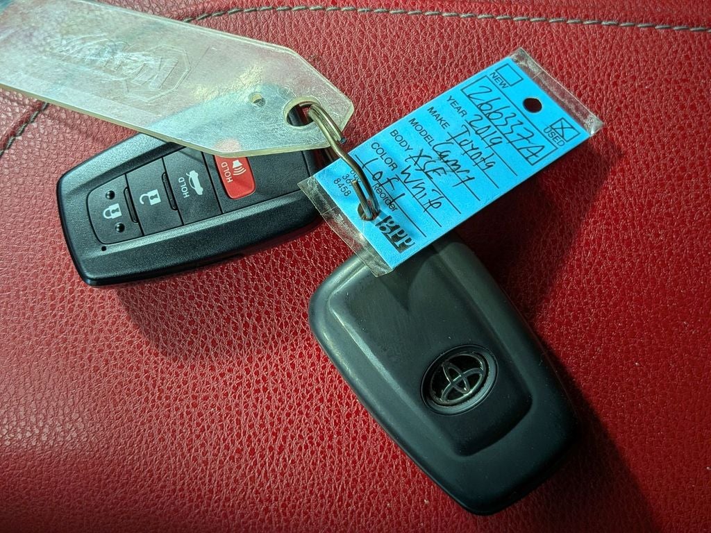 2019 Toyota CAMRY XSE V6