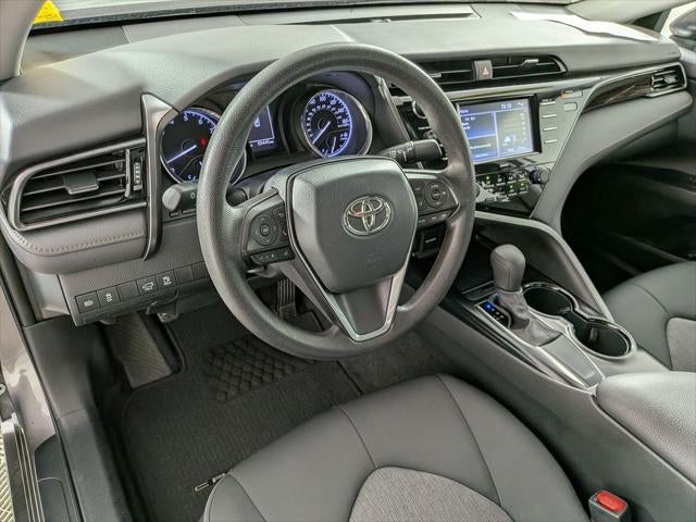 2020 Toyota CAMRY LE