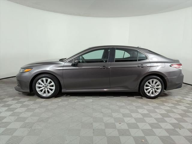 2020 Toyota CAMRY LE