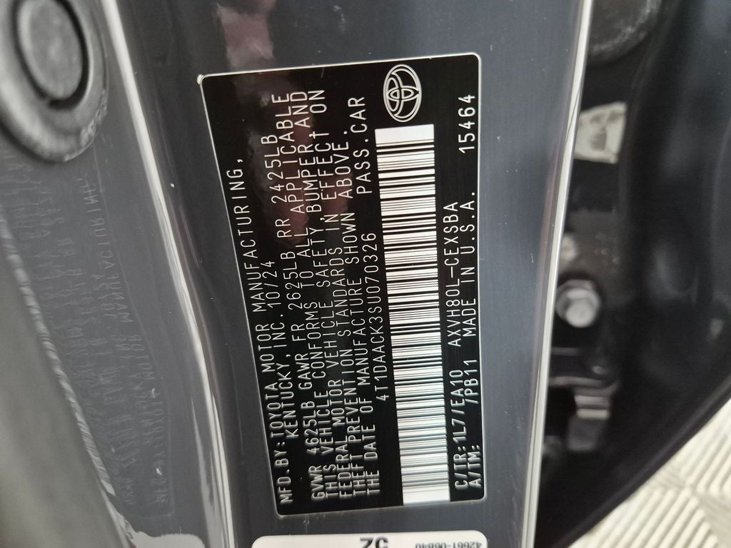 2025 Toyota Camry SE