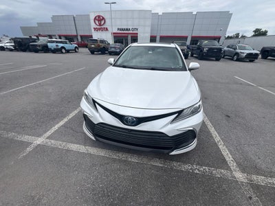 2021 Toyota Camry Hybrid XLE
