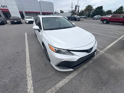2021 Toyota Camry Hybrid XLE