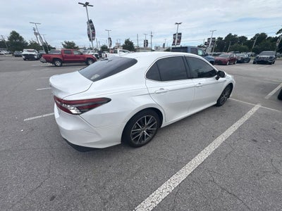 2021 Toyota Camry Hybrid XLE