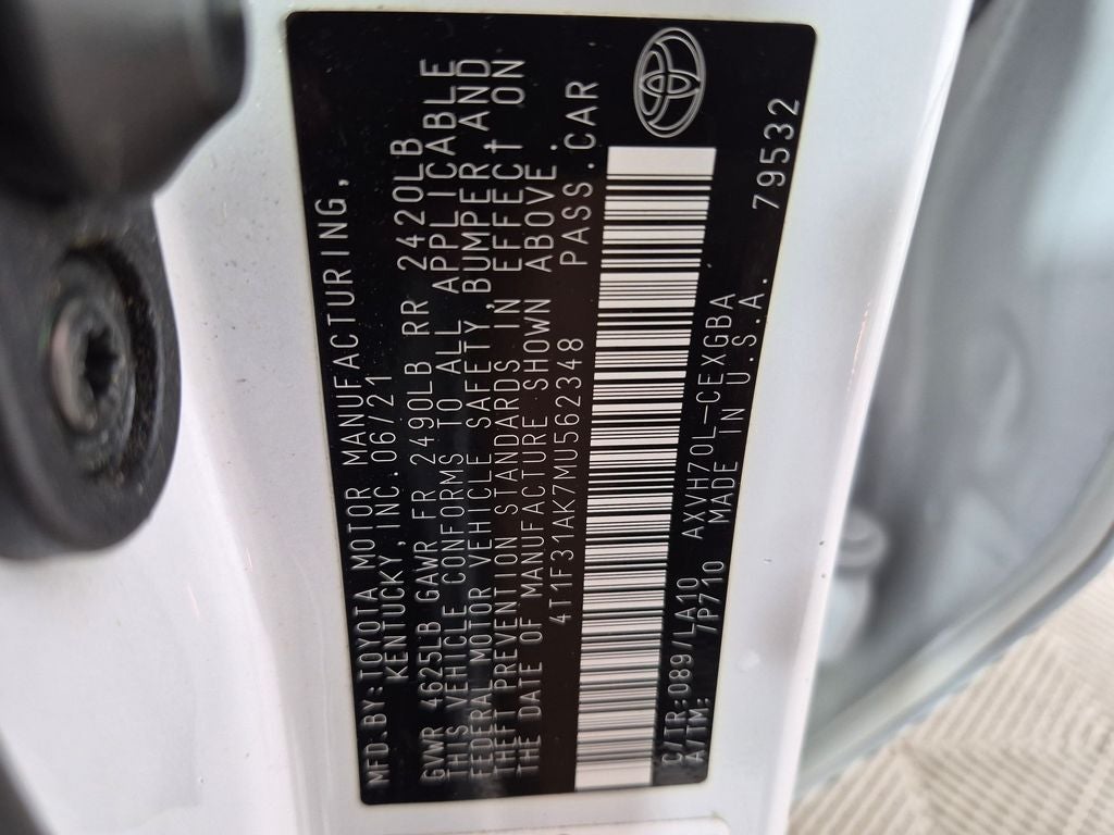 2021 Toyota Camry Hybrid XLE