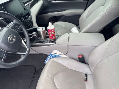 2021 Toyota Camry Hybrid XLE
