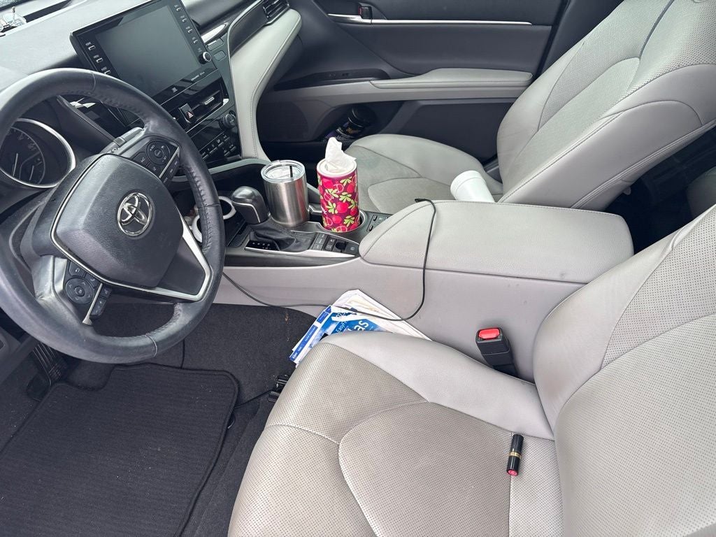 2021 Toyota Camry Hybrid XLE