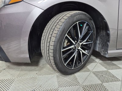 2021 Toyota Camry Hybrid SE