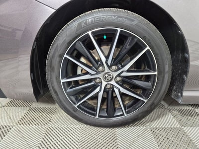 2021 Toyota Camry Hybrid SE