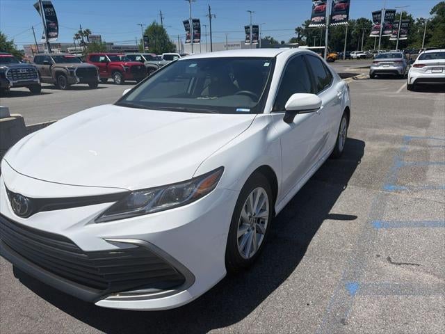 2023 Toyota CAMRY LE