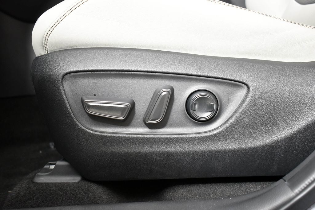 2023 Toyota RAV4 Hybrid Limited Limited Advanc Tech Pkg: